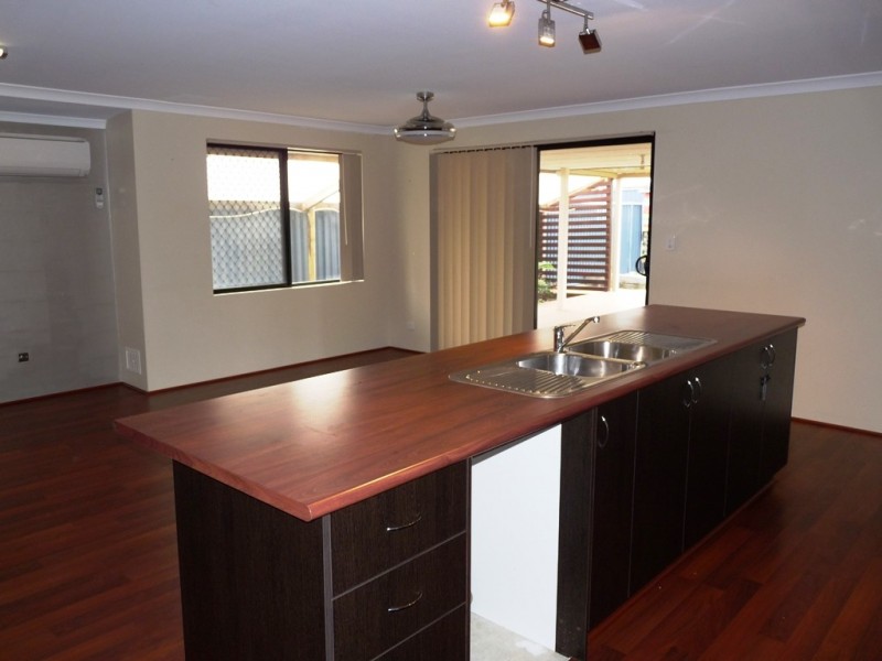 7 Tigereye Avenue, Byford WA 6122