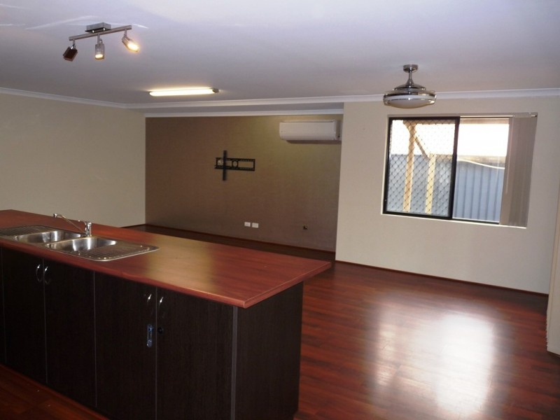 7 Tigereye Avenue, Byford WA 6122