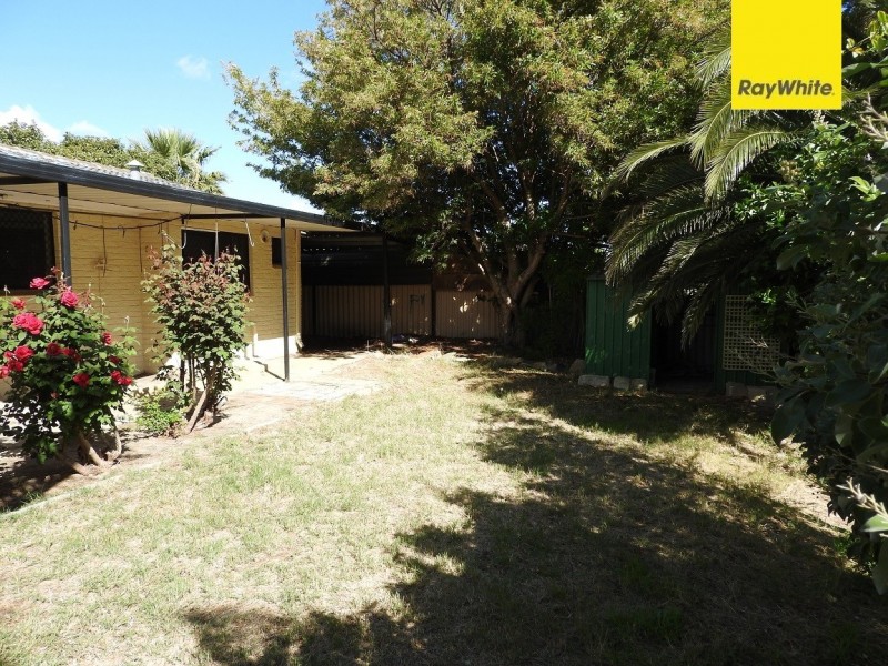 32 O’Sullivan Drive, Camillo WA 6111