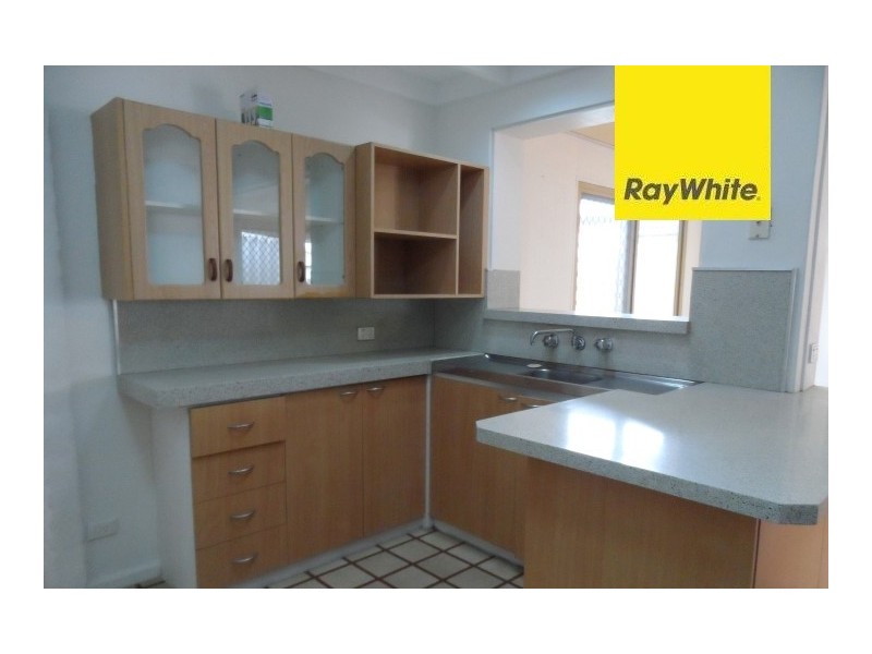 10 Harlow Street, Camillo WA 6111