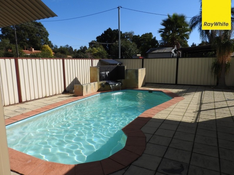 59 Cammillo Road, Camillo WA 6111