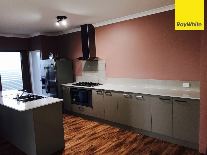 96 Yellowwood Avenue, Piara Waters WA 6112