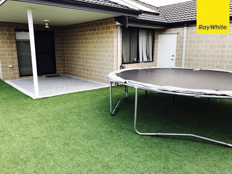 96 Yellowwood Avenue, Piara Waters WA 6112
