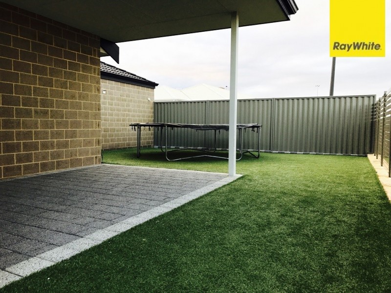 96 Yellowwood Avenue, Piara Waters WA 6112