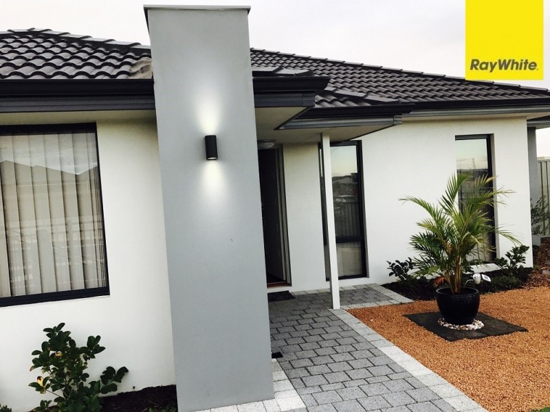 96 Yellowwood Avenue, Piara Waters WA 6112