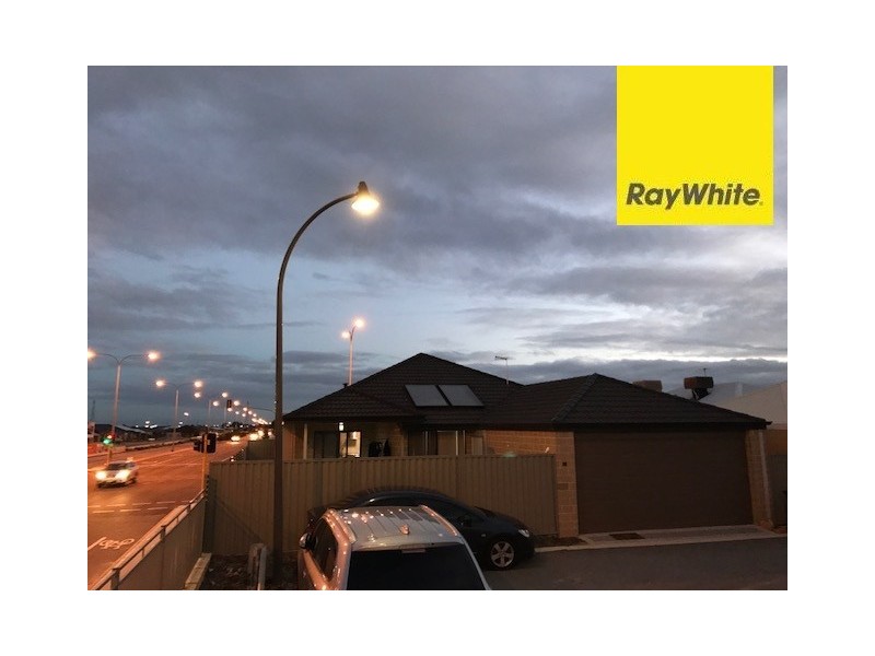 96 Yellowwood Avenue, Piara Waters WA 6112