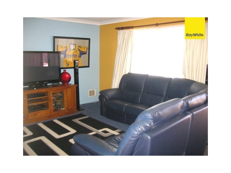 4 Smith Close, Armadale WA 6112