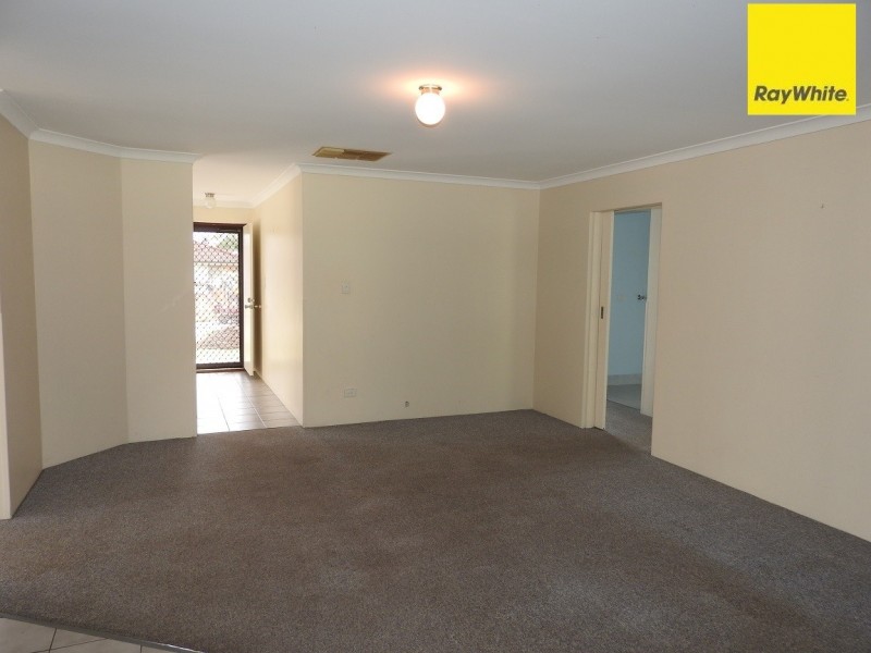 18 Abernethy Grove, Seville Grove WA 6112