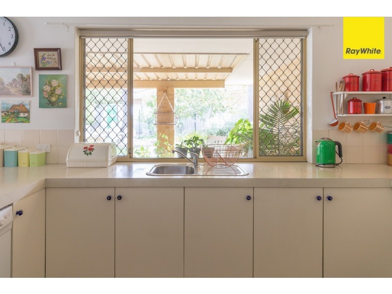 30 Abernethy Grove, Seville Grove WA 6112