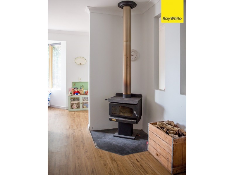 30 Abernethy Grove, Seville Grove WA 6112