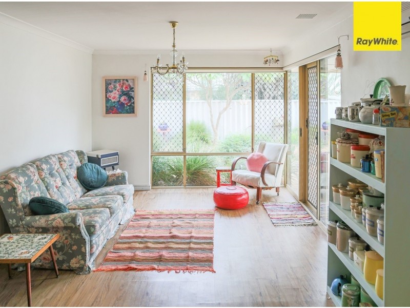 30 Abernethy Grove, Seville Grove WA 6112