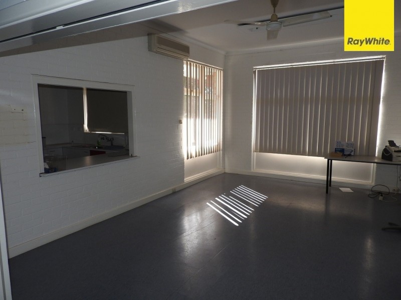 136 Wheatley Street, Gosnells WA 6110