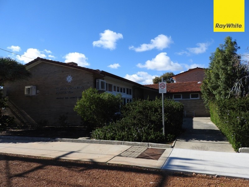 4 Hobbs Drive, Armadale WA 6112