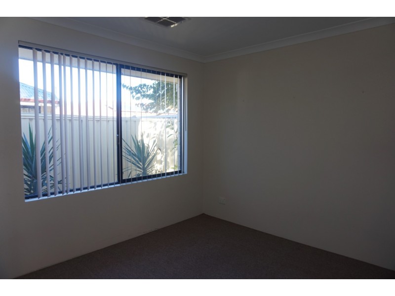 3/27 Sixth Road, Armadale WA 6112