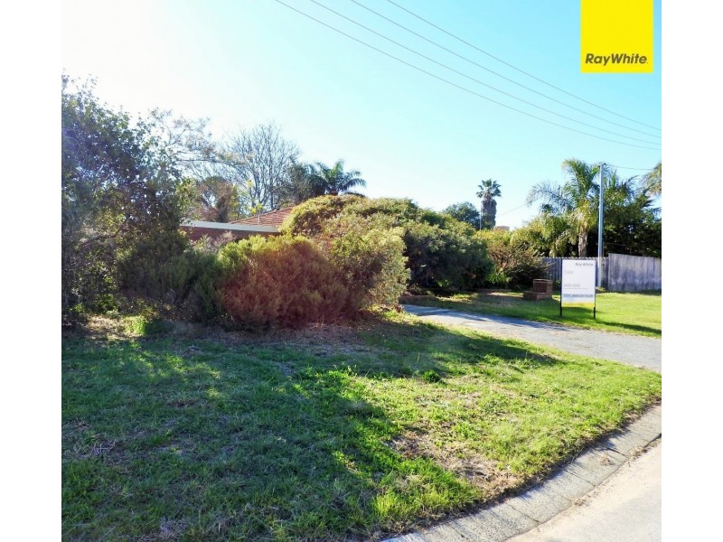 2 Junee Place, Armadale WA 6112