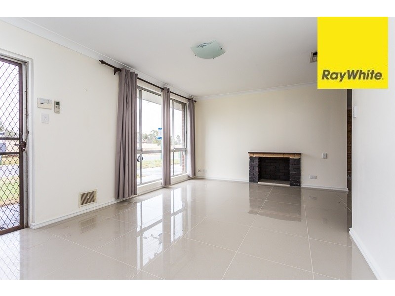 31 Girraween Street, Armadale WA 6112