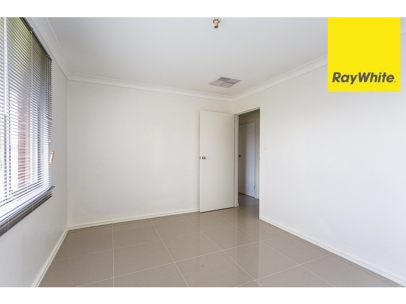 31 Girraween Street, Armadale WA 6112