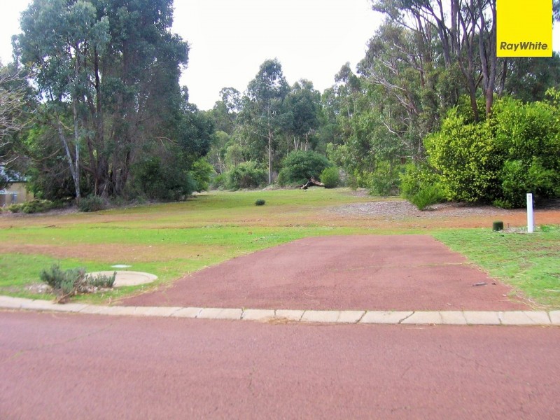 11 Country Club Avenue, Roleystone WA 6111