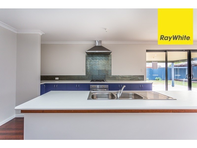 14 Plaistowe Boulevard, Byford WA 6122