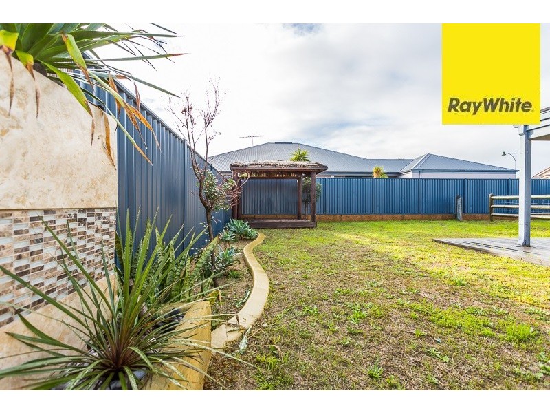 14 Plaistowe Boulevard, Byford WA 6122
