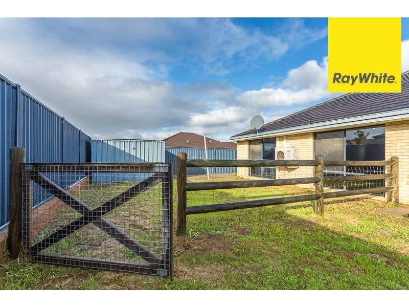 14 Plaistowe Boulevard, Byford WA 6122