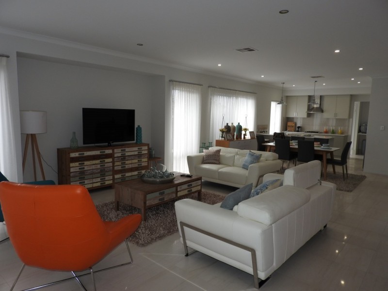 55 Oakbella Parade, Harrisdale WA 6112