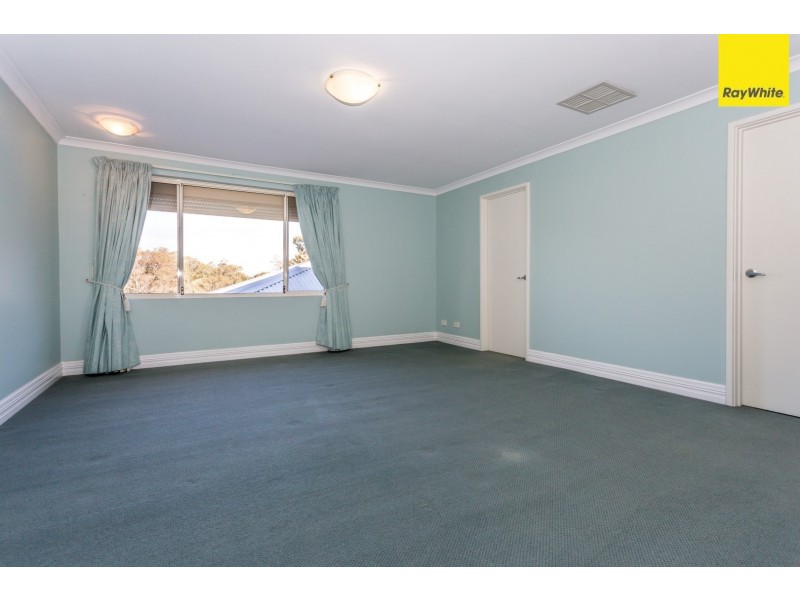 5A Woodloes Street, Cannington WA 6107