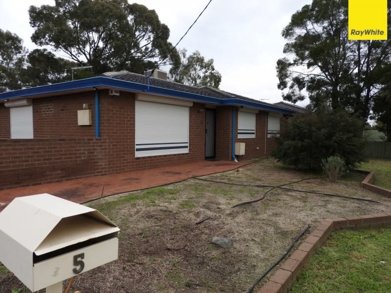 5 Namoi Place, Armadale WA 6112