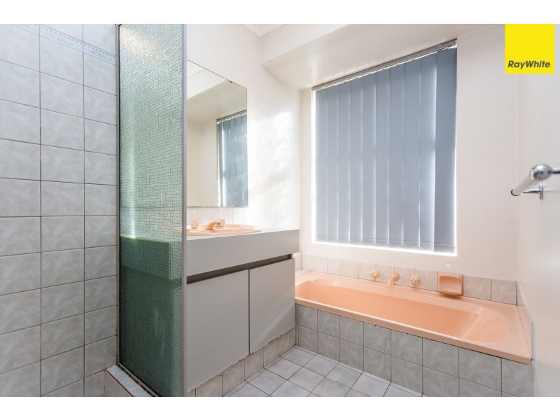 15 Kestrel Circle, Brookdale WA 6112