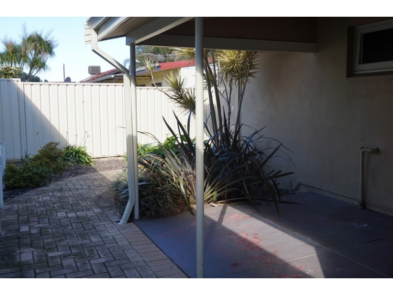 16 Brackley Road, Armadale WA 6112