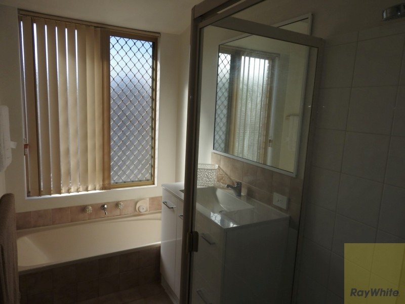 1/23 Quarram Way, Gosnells WA 6110