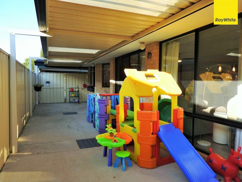 25 Lyrebird Loop, Seville Grove WA 6112