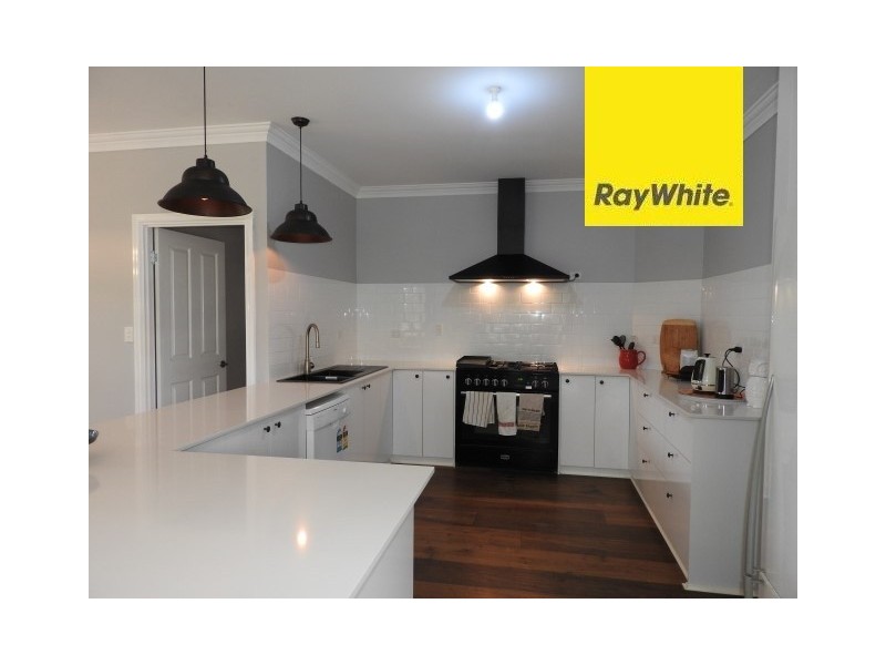 885 Kingston Road, Mount Helena WA 6082