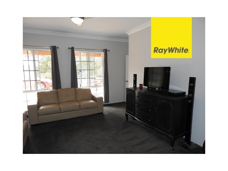 885 Kingston Road, Mount Helena WA 6082