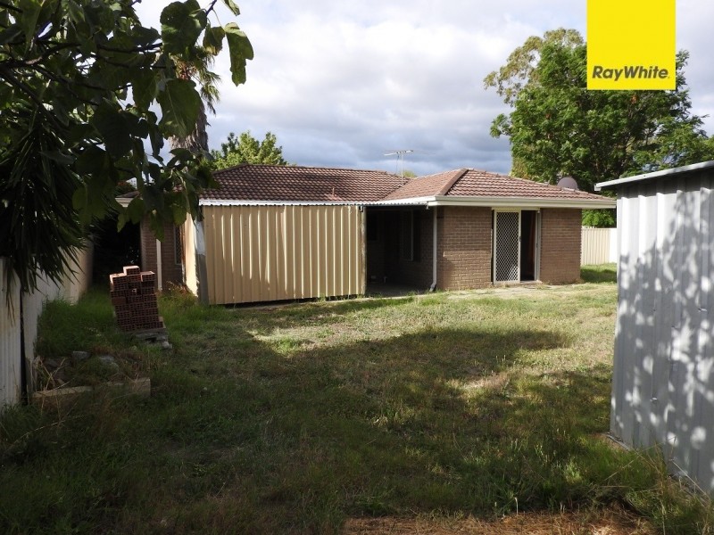 32 Lilika Street, Armadale WA 6112