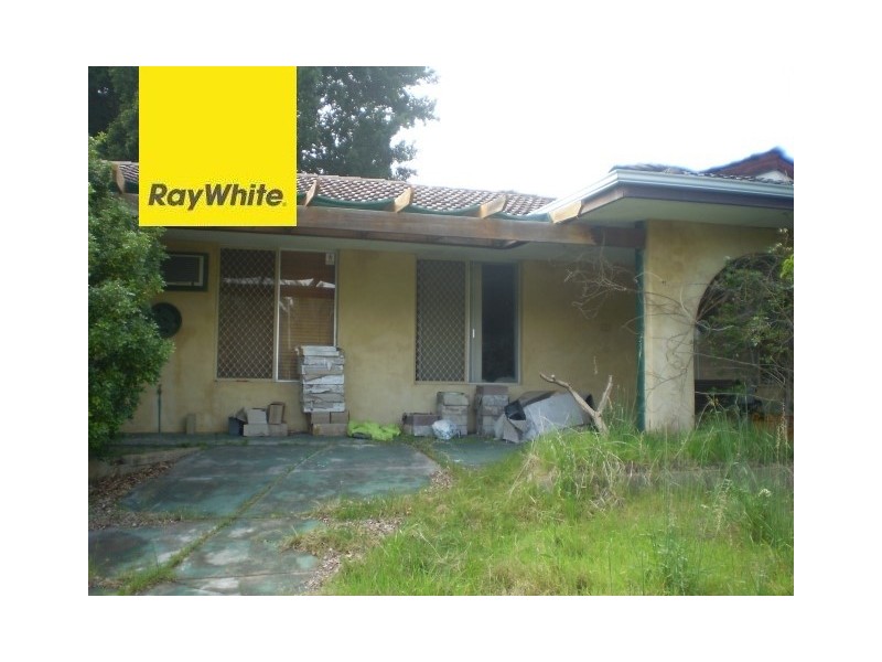 6 Reeves Court, Kelmscott WA 6111