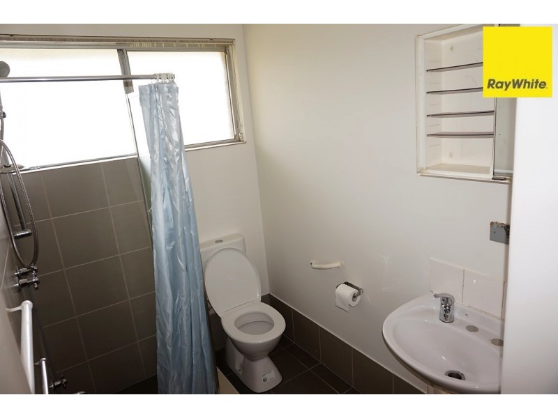 9 Hakea Road, Camillo WA 6111