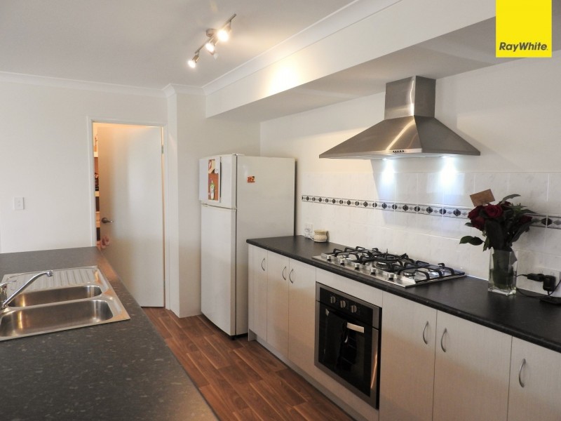 6 Edinburgh Road, Seville Grove WA 6112