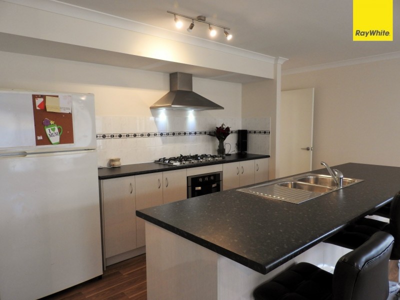 6 Edinburgh Road, Seville Grove WA 6112