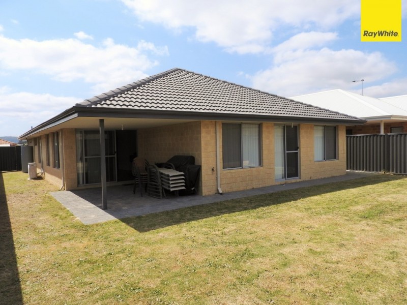 6 Edinburgh Road, Seville Grove WA 6112