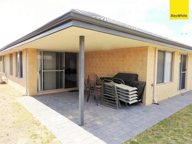 6 Edinburgh Road, Seville Grove WA 6112