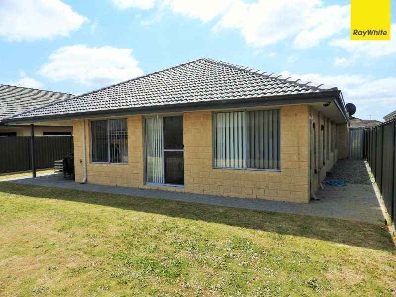 6 Edinburgh Road, Seville Grove WA 6112