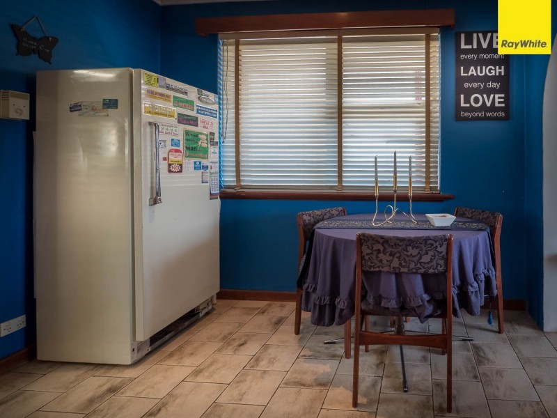 24 Fremantle Road, Gosnells WA 6110