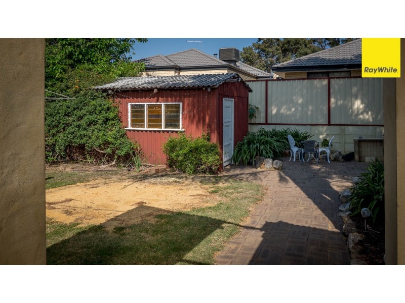 24 Fremantle Road, Gosnells WA 6110