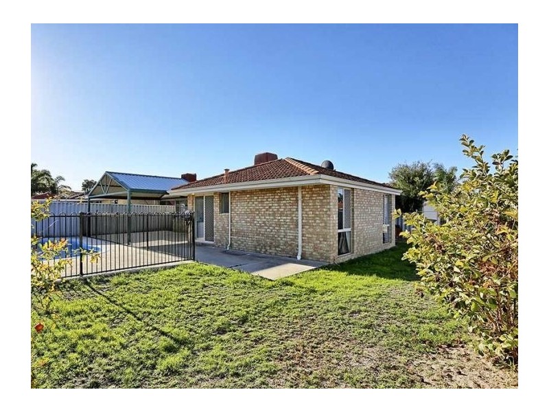 2 Irma Close, Huntingdale WA 6110