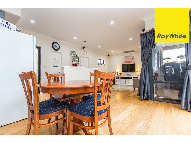 4B Locksley Avenue, Armadale WA 6112