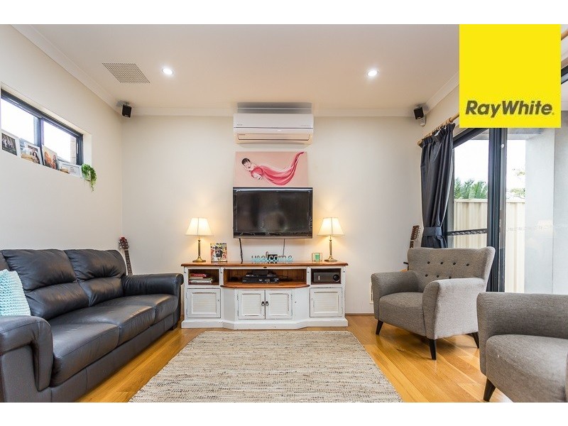 4B Locksley Avenue, Armadale WA 6112