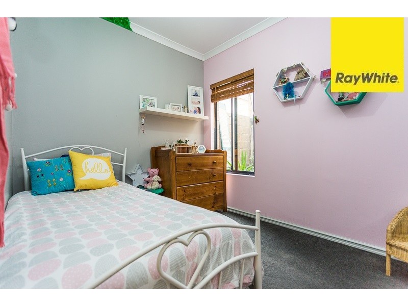 4B Locksley Avenue, Armadale WA 6112