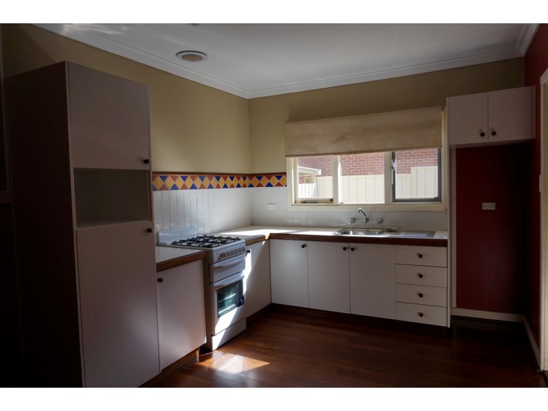 16 Brackley Road, Armadale WA 6112