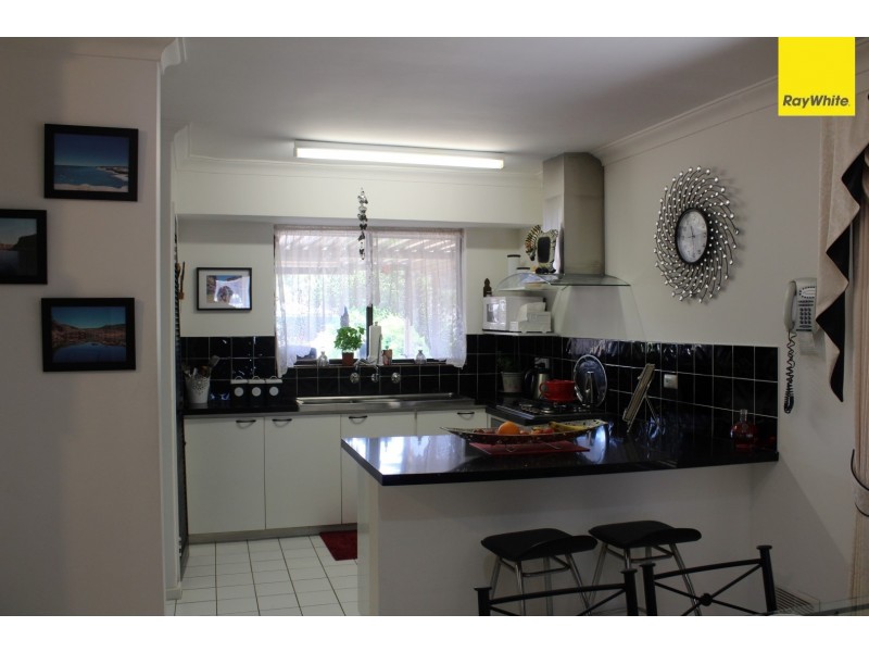 33 Parkfield Road, Kelmscott WA 6111